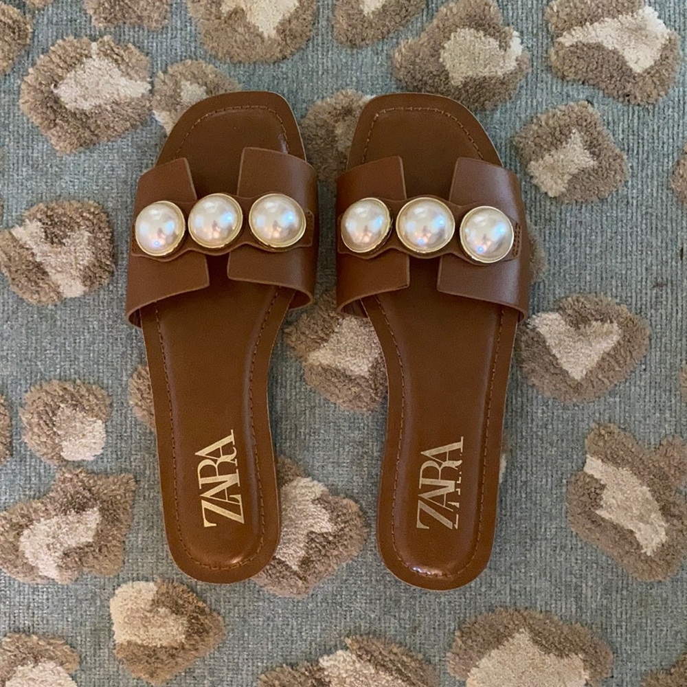 Zara Pearl Slides 7